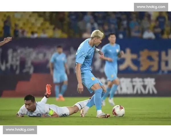 张煜东:逆转功臣感谢队友支持 雨天主场成制胜关键 张煜东:逆转功臣感谢队友支持 雨天主场成制胜关键